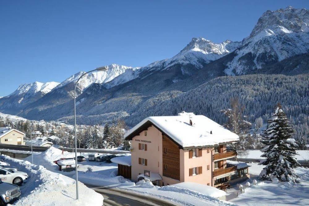 Hotel Garni Panorama Scuol Exterior photo